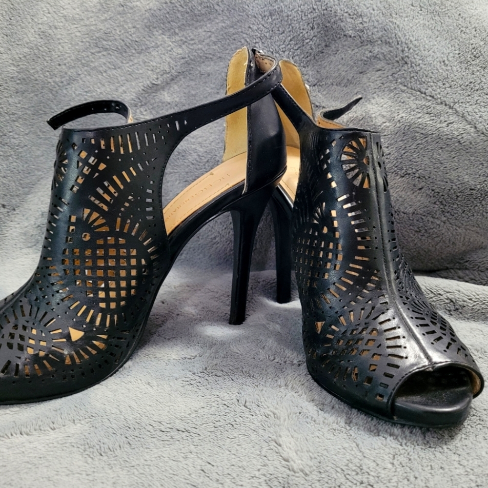 ❤️BCBGeneration Black Heels SZ 6.5